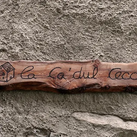 Casa Del Cecco Trontano